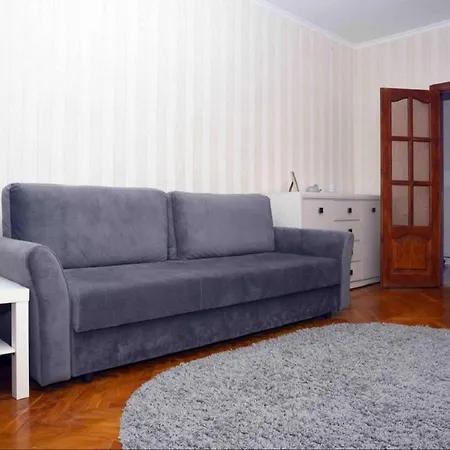 3-room In The Center On Komsomolskaya Apartament *