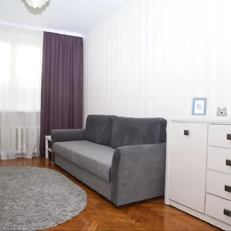 3-room In The Center On Komsomolskaya * Mińsk