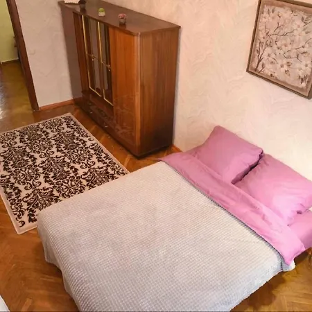 3-room In The Center On Komsomolskaya * Mińsk