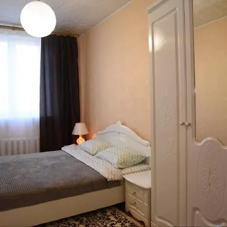 Apartament 3-room In The Center On Komsomolskaya Mińsk