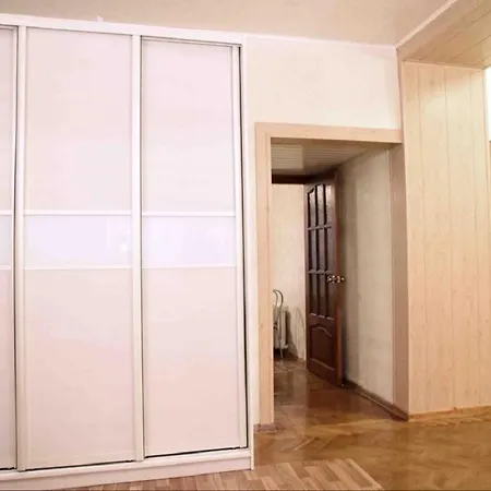 3-room In The Center On Komsomolskaya * Mińsk